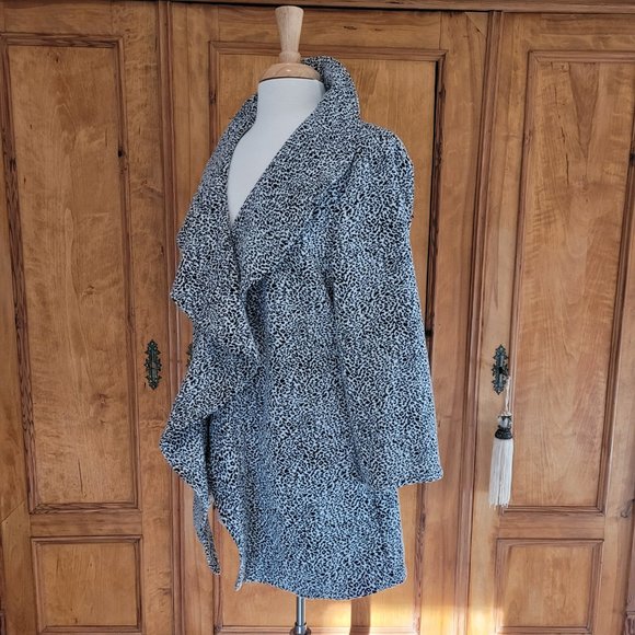 Calvin Klein Open Waterfall Open Front Women's Cardigan/Jacket. Size 8 - Picture 3 of 9